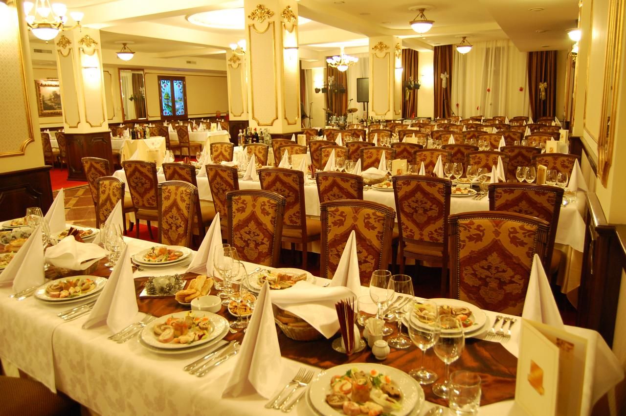 Отель Elite Resort Hotel & SPA Орадя